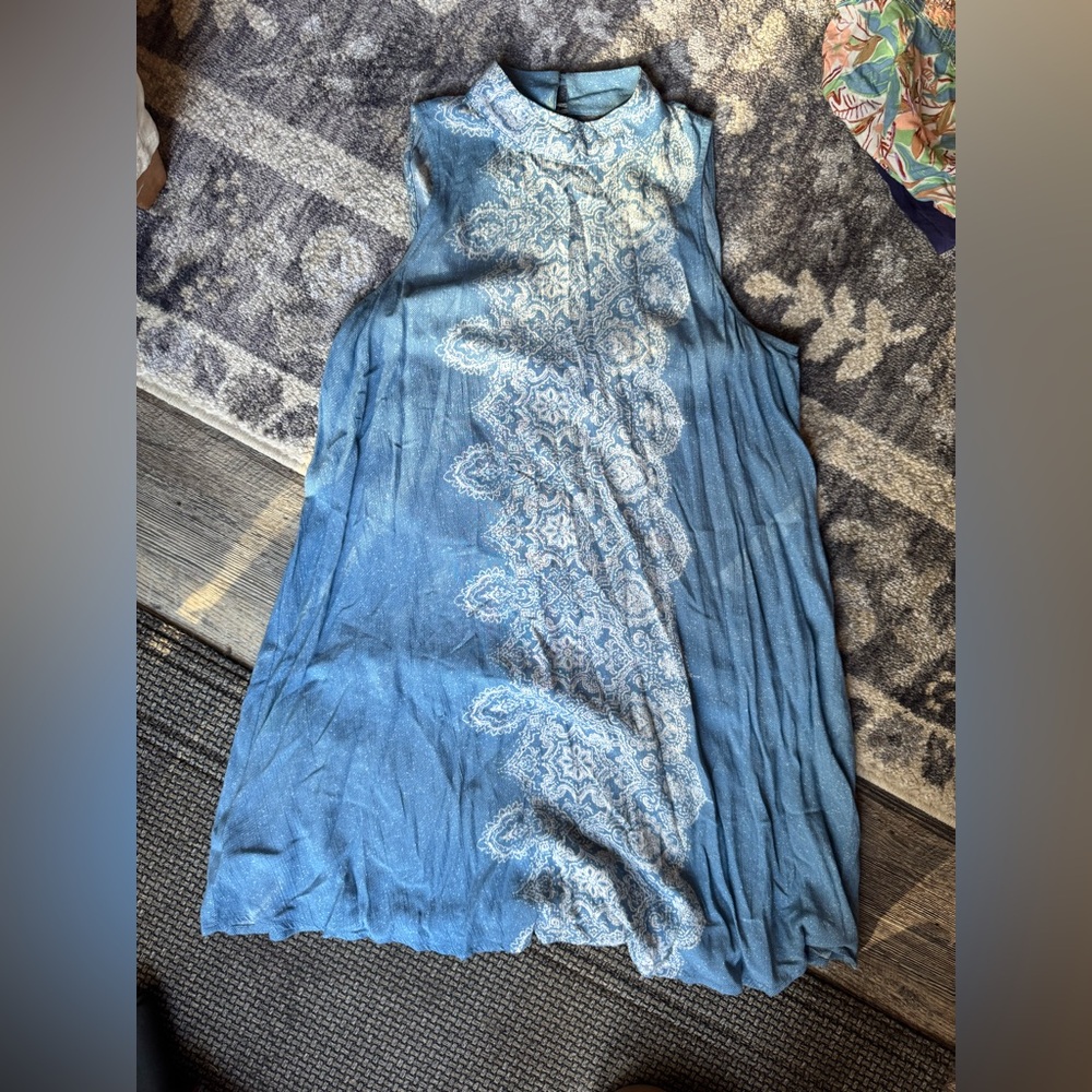 Way-In Sleeveless Blue Printed Dress with Halter Neck